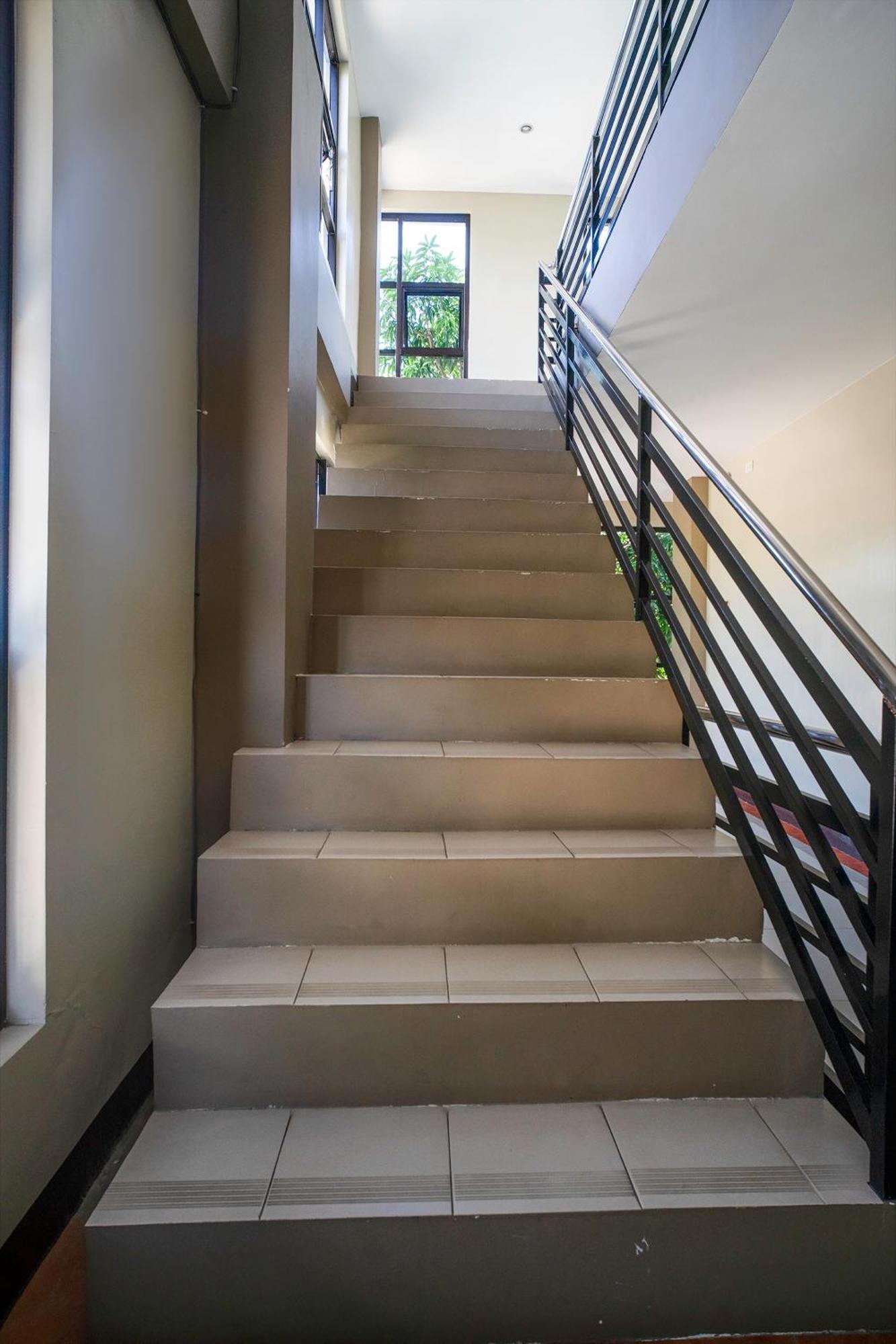 Super Oyo 604 Chateau Cinco Dormitel Davao Exterior foto